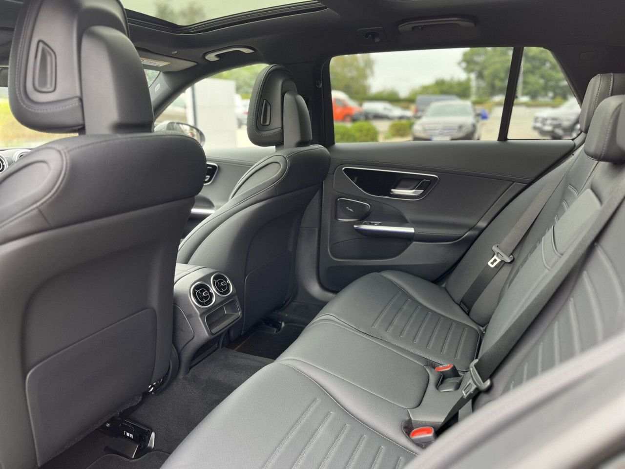 Fahrzeugbild 11 / 15