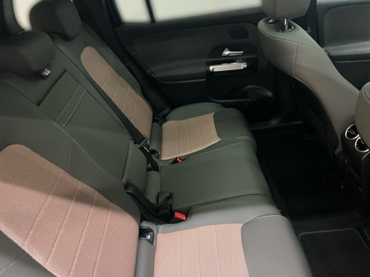 Mercedes-Benz EQB – Bild 11