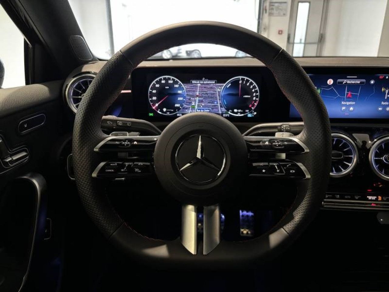 Photo du v&eacute;hicule 6 / 18