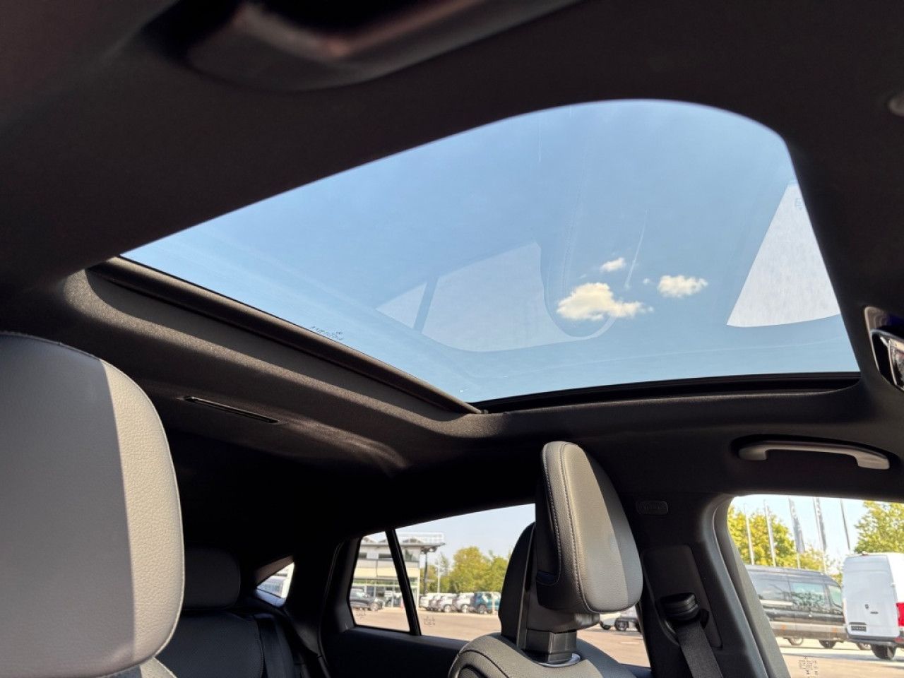 Mercedes-Benz GLC – Bild 16