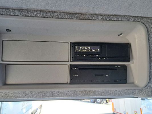 Vehicle image 14 / 16