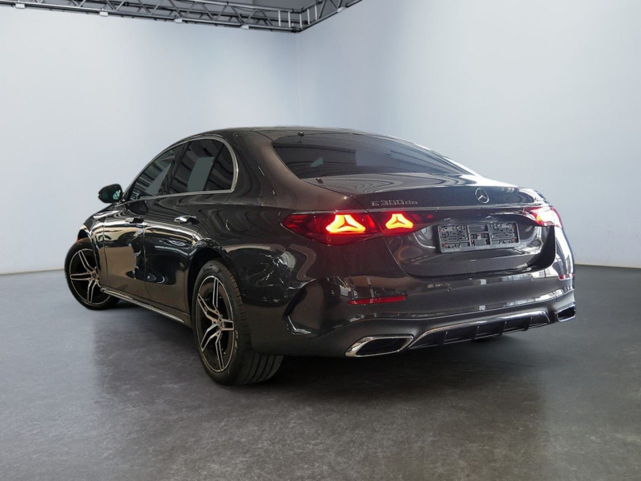 Mercedes-Benz E-Klasse – Bild 2