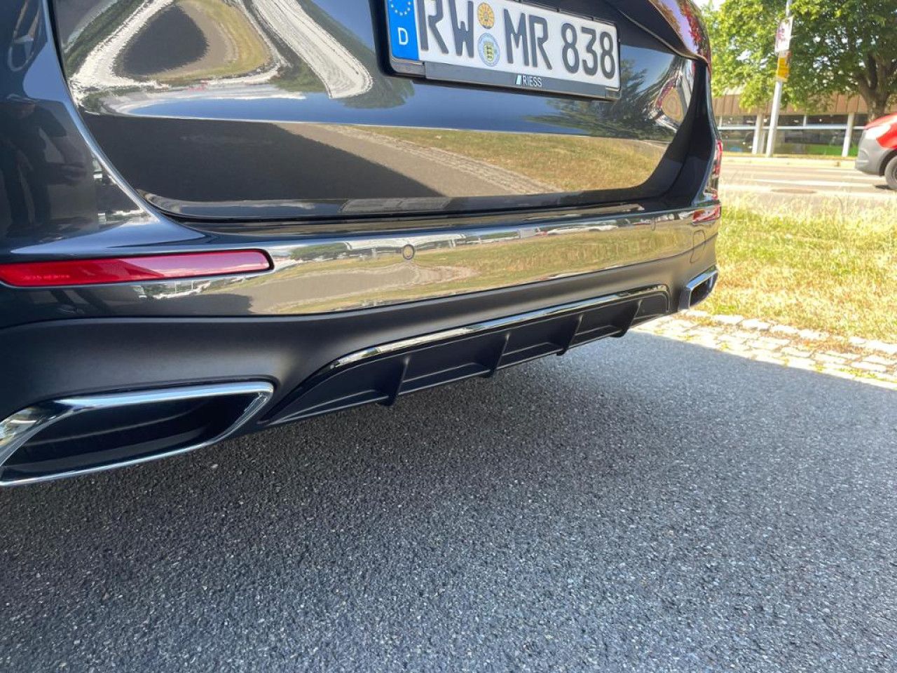 Mercedes-Benz E-Klasse – Bild 15