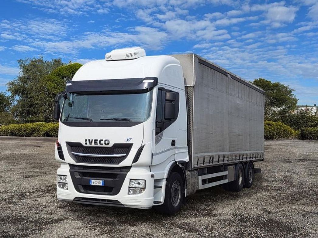 IVECO | AS260S48Y/FS CM XP