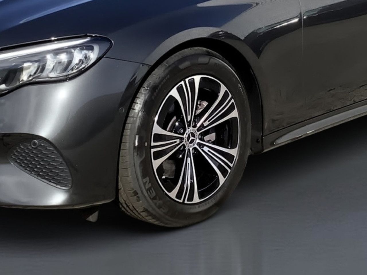 Mercedes-Benz E-Klasse – Bild 4