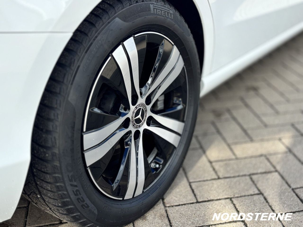 Mercedes-Benz C-Klasse – Bild 16