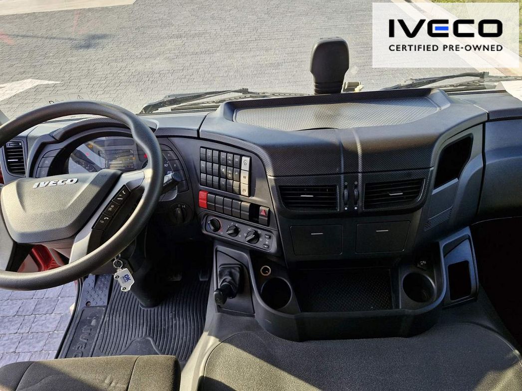 IVECO | AT440S40T/P ADR
