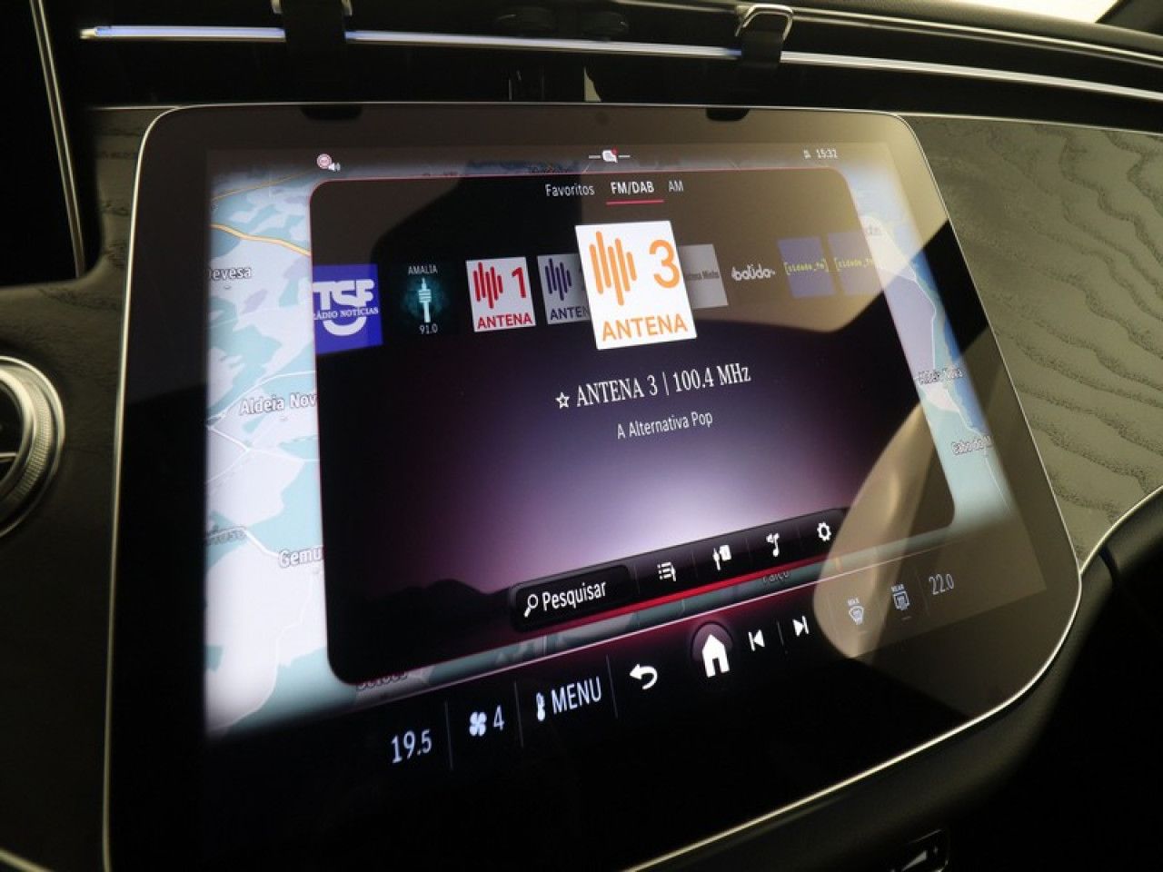 Imagem do veículo 12 / 20