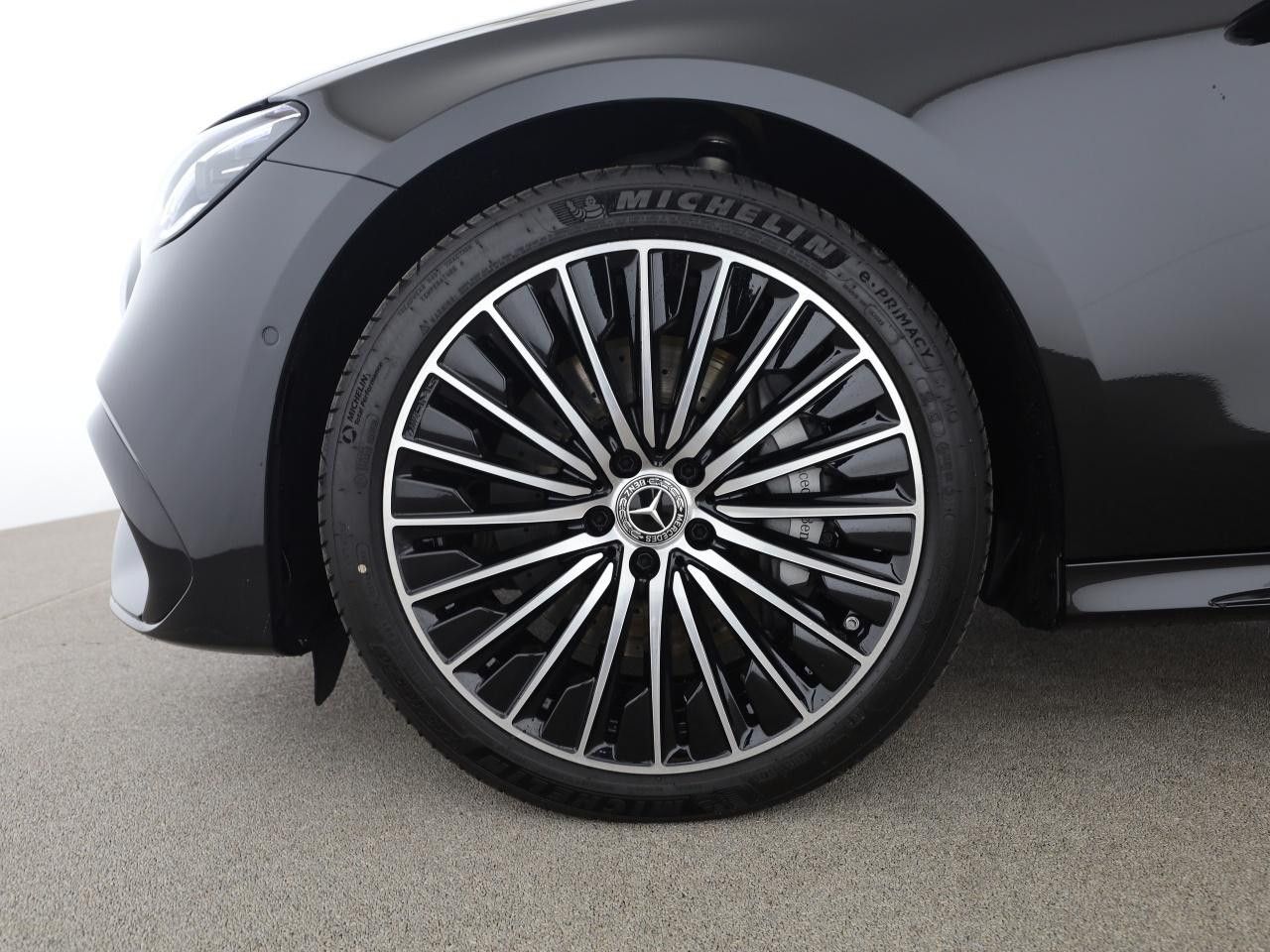 Mercedes-Benz E-Klasse – Bild 16