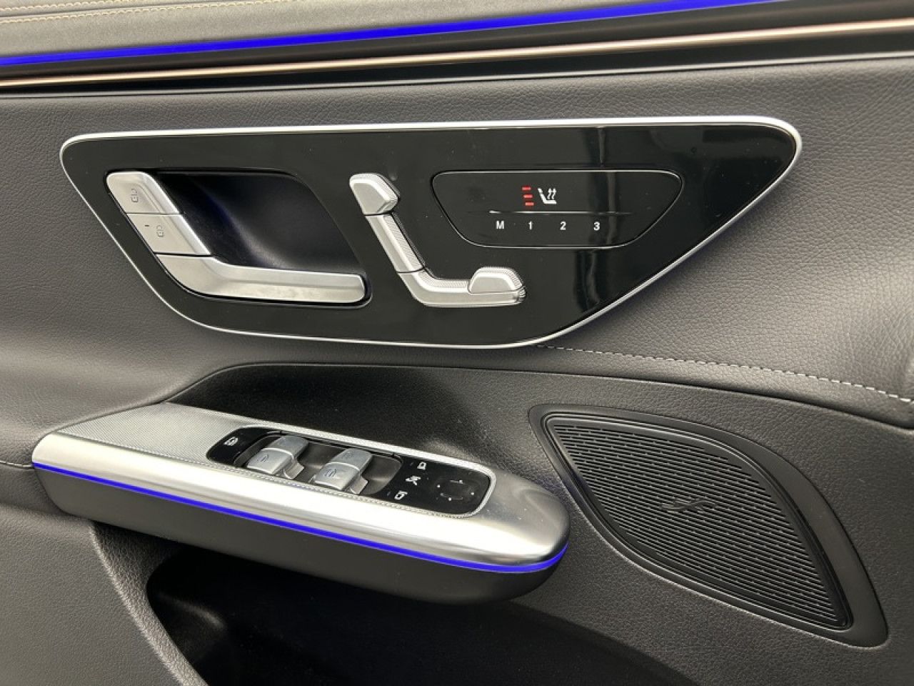 Photo du v&eacute;hicule 13 / 18