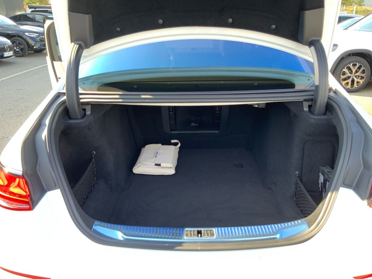 Mercedes-Benz S-Klasse – Bild 17
