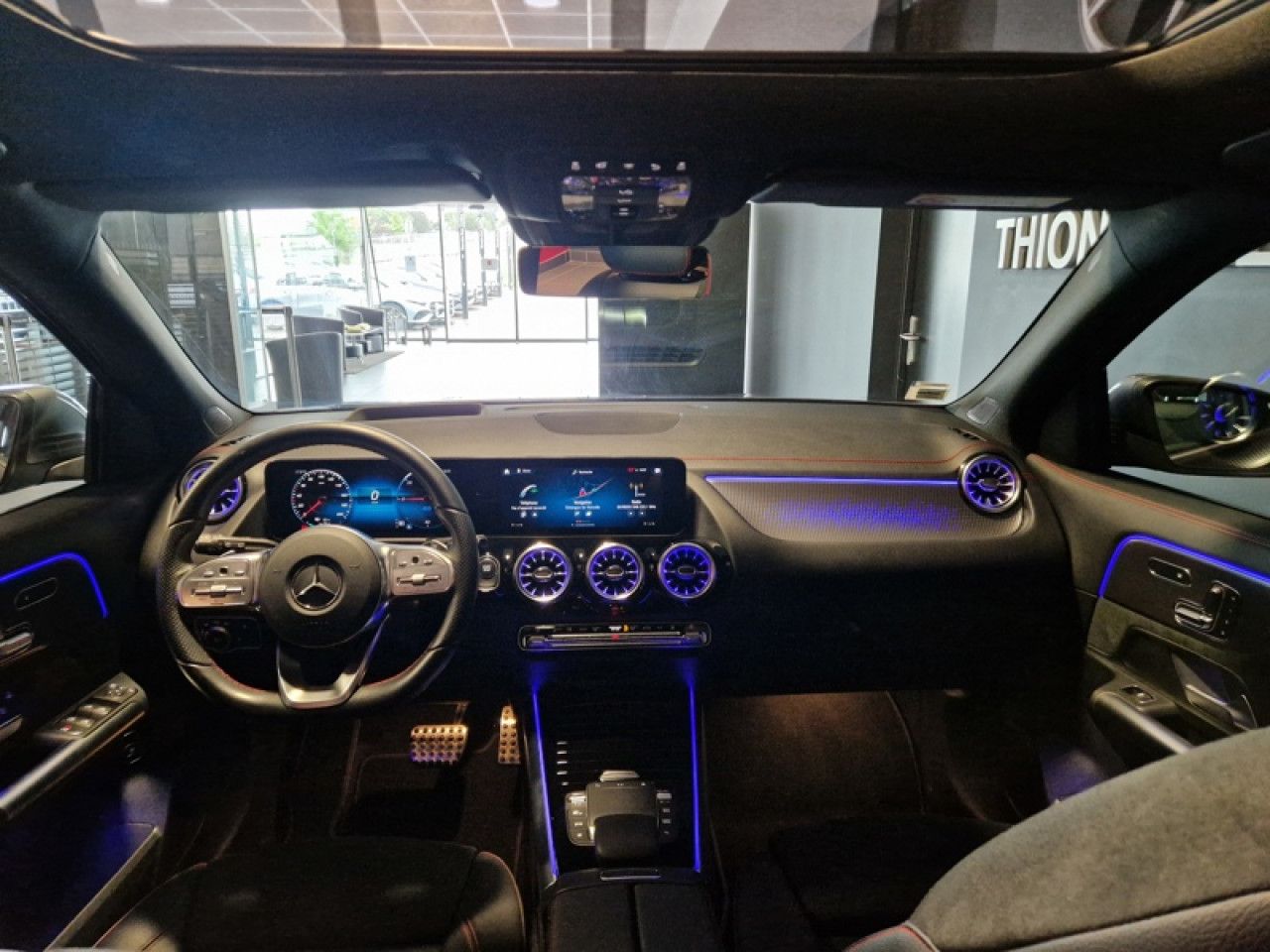 Photo du v&eacute;hicule 8 / 18