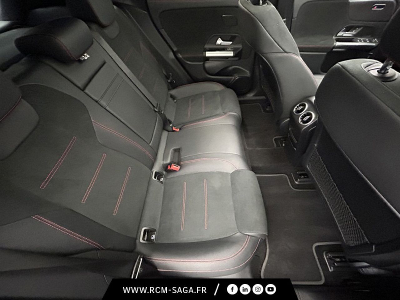 Photo du v&eacute;hicule 18 / 18