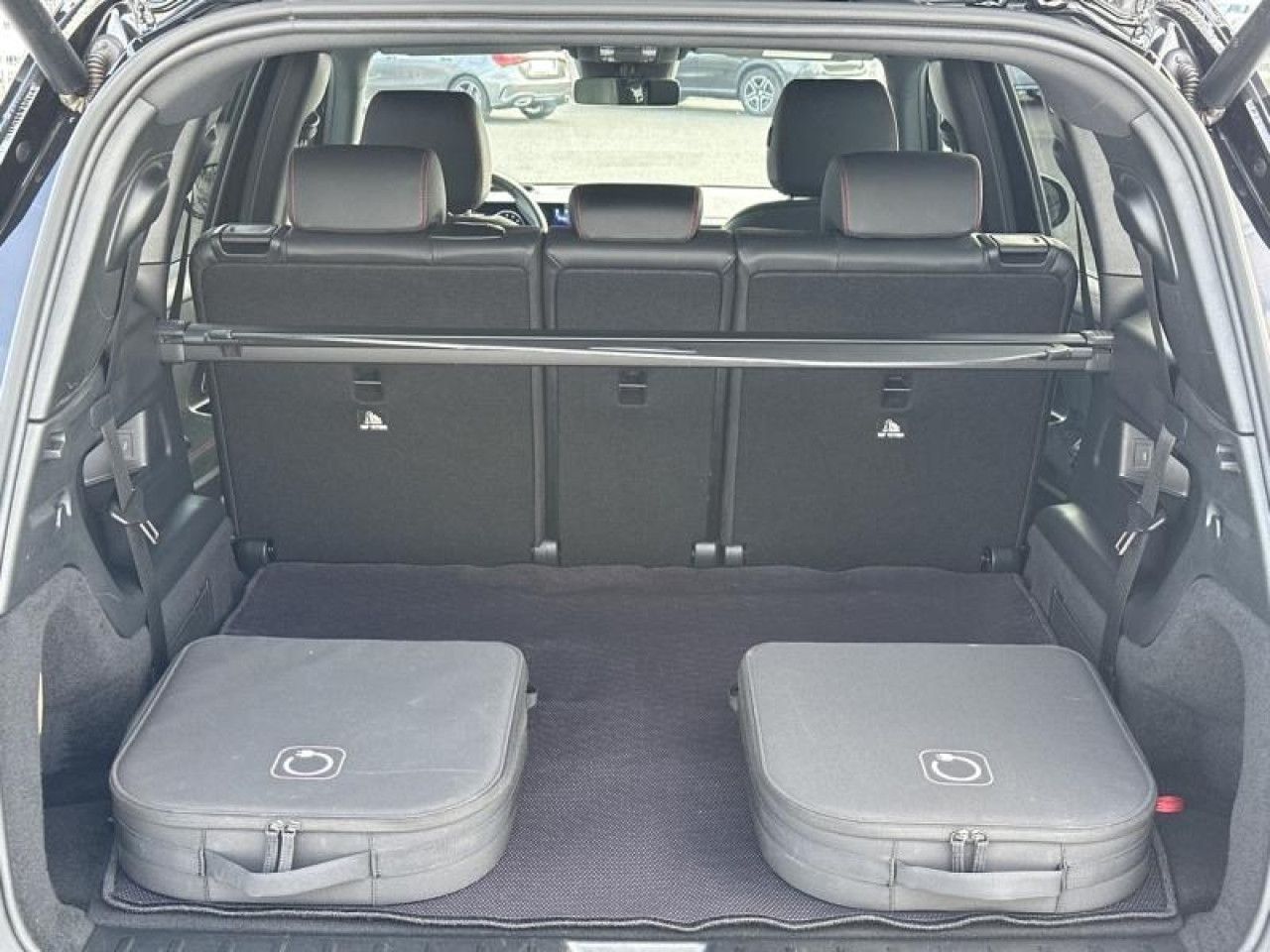 Photo du v&eacute;hicule 17 / 18