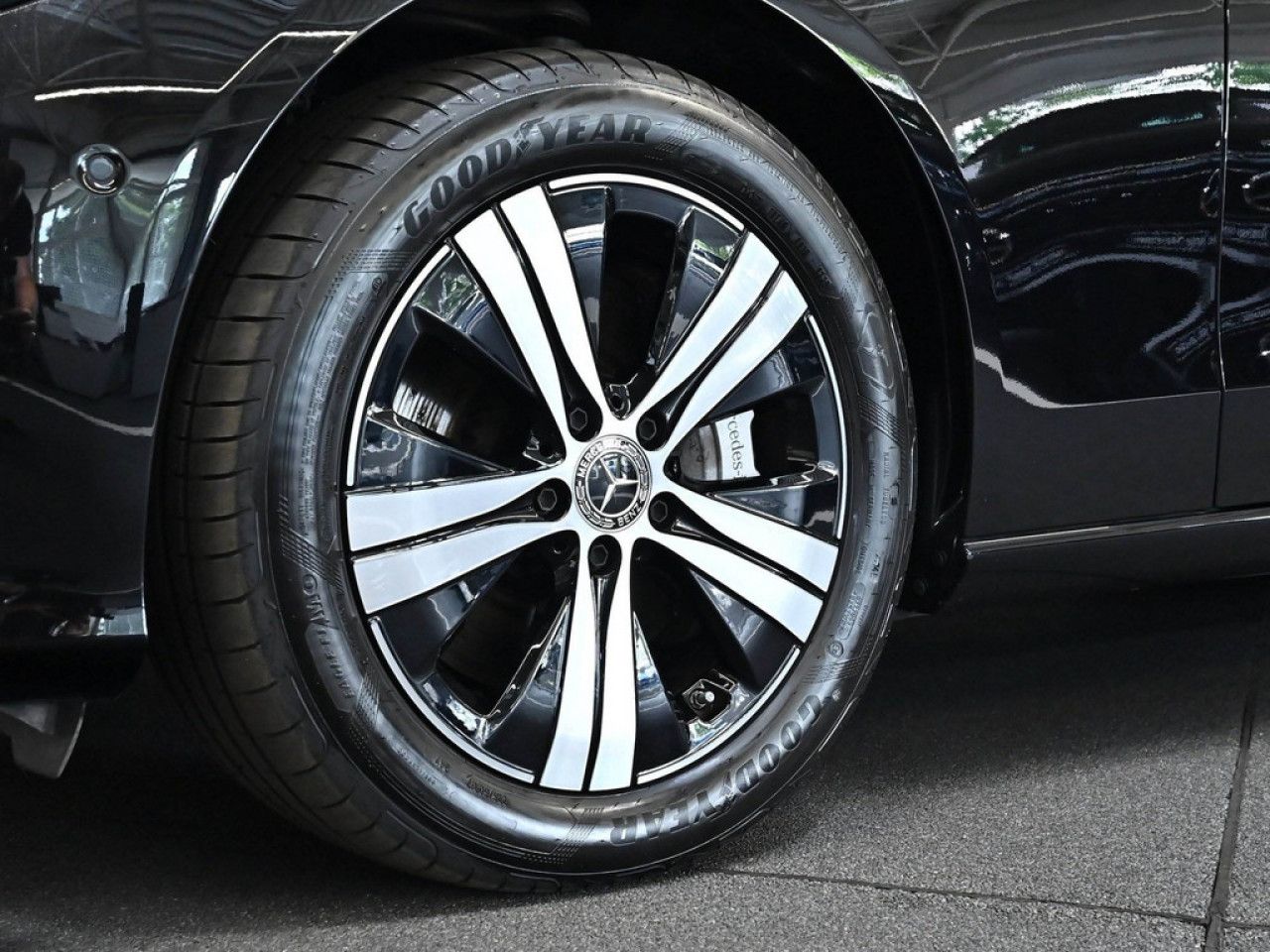 Mercedes-Benz C-Klasse – Bild 10