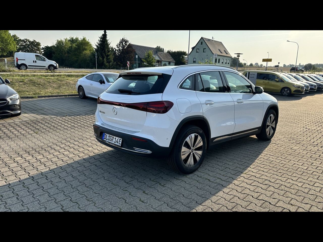 Mercedes-Benz EQA – Bild 5