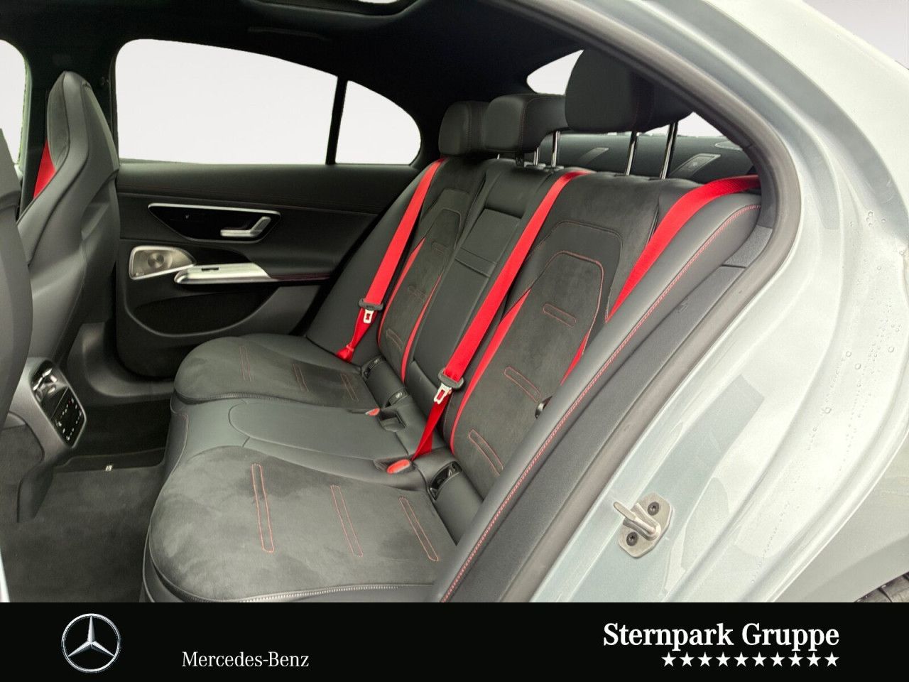 Mercedes-Benz E-Klasse – Bild 13
