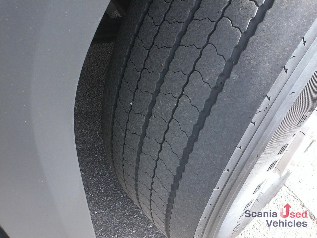 Vehicle image 17 / 20