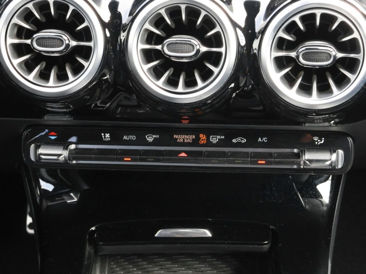 Mercedes-Benz A-Klasse – Bild 9