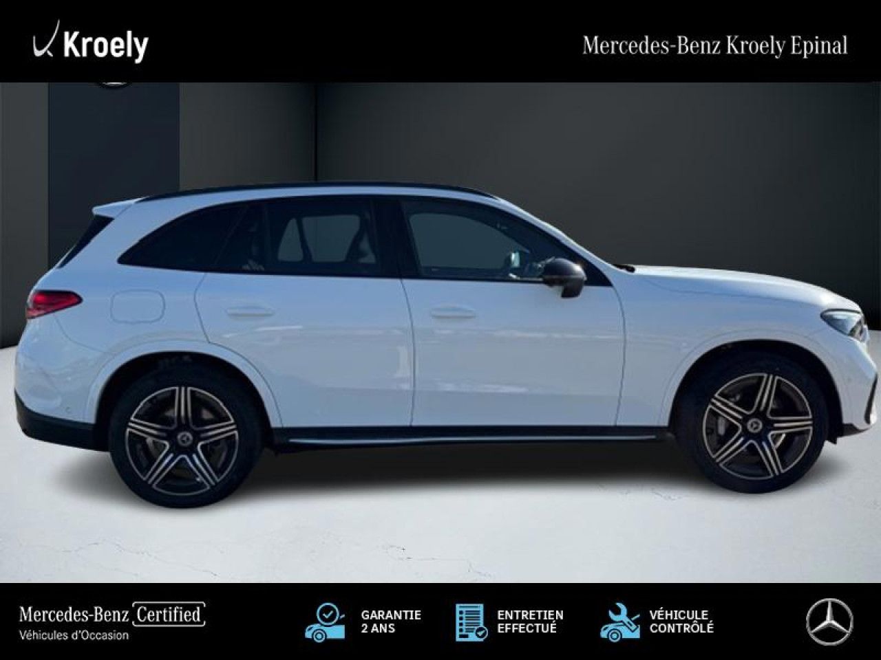 Photo du v&eacute;hicule 3 / 18