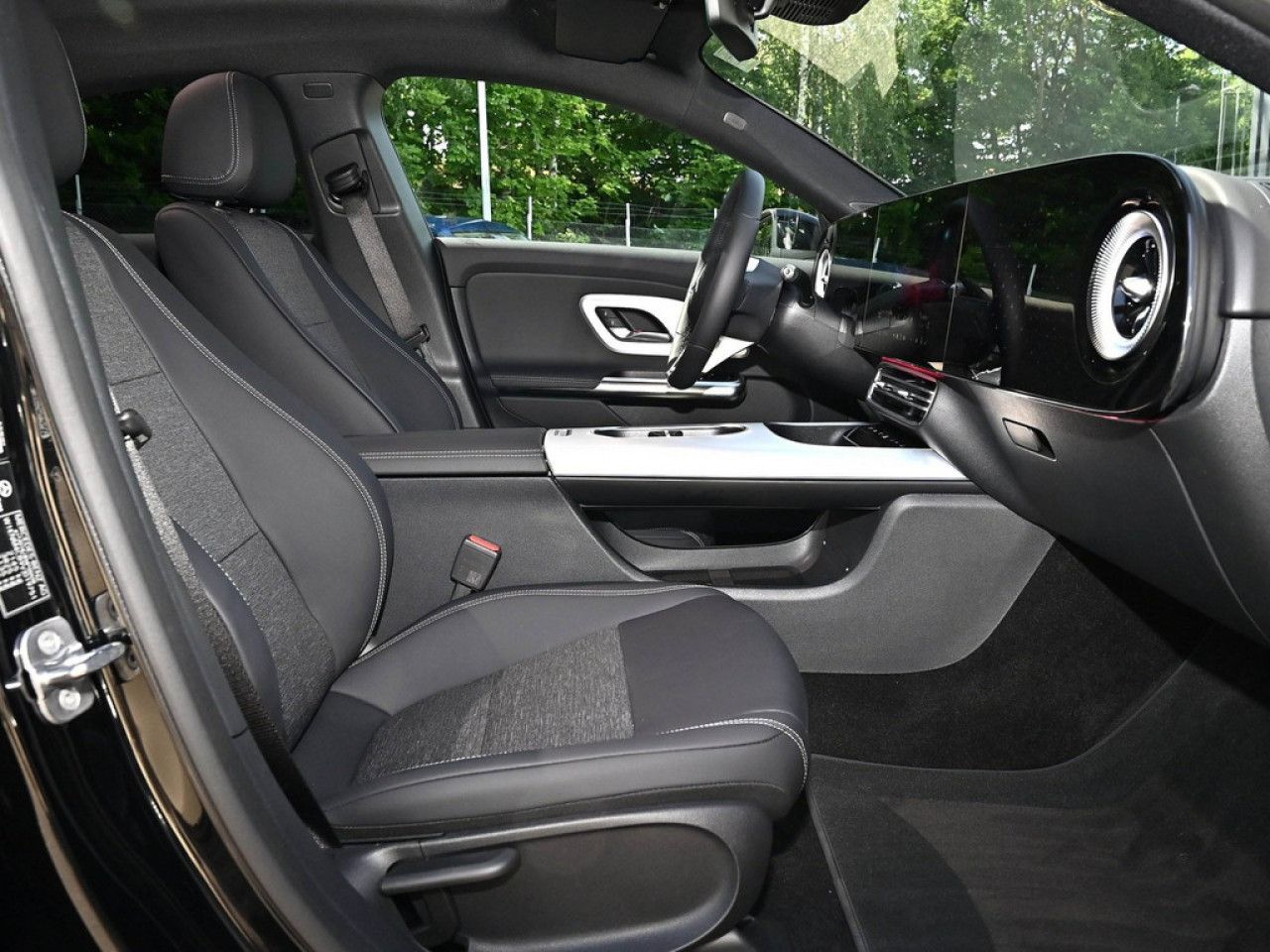 Mercedes-Benz CLA – Bild 2