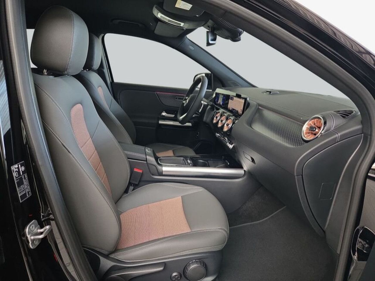 Mercedes-Benz EQA – Bild 13