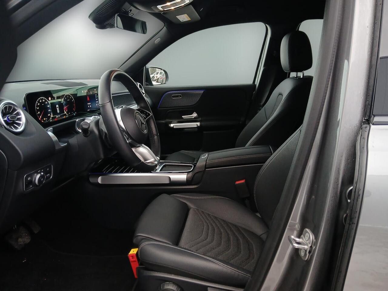 Zdjęcie pojazdu 13 / 22