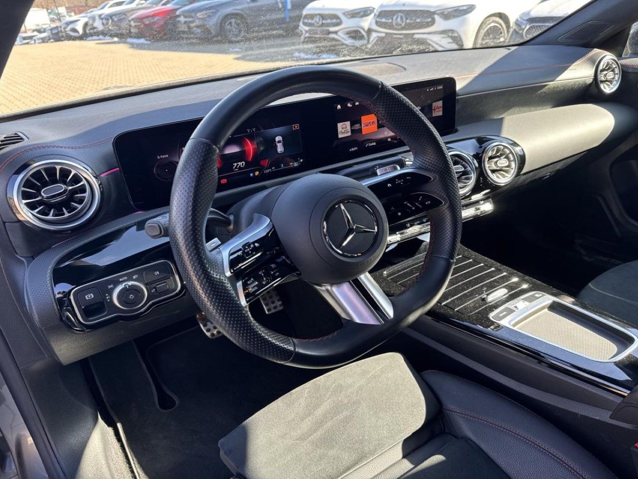 Zdjęcie pojazdu 9 / 14