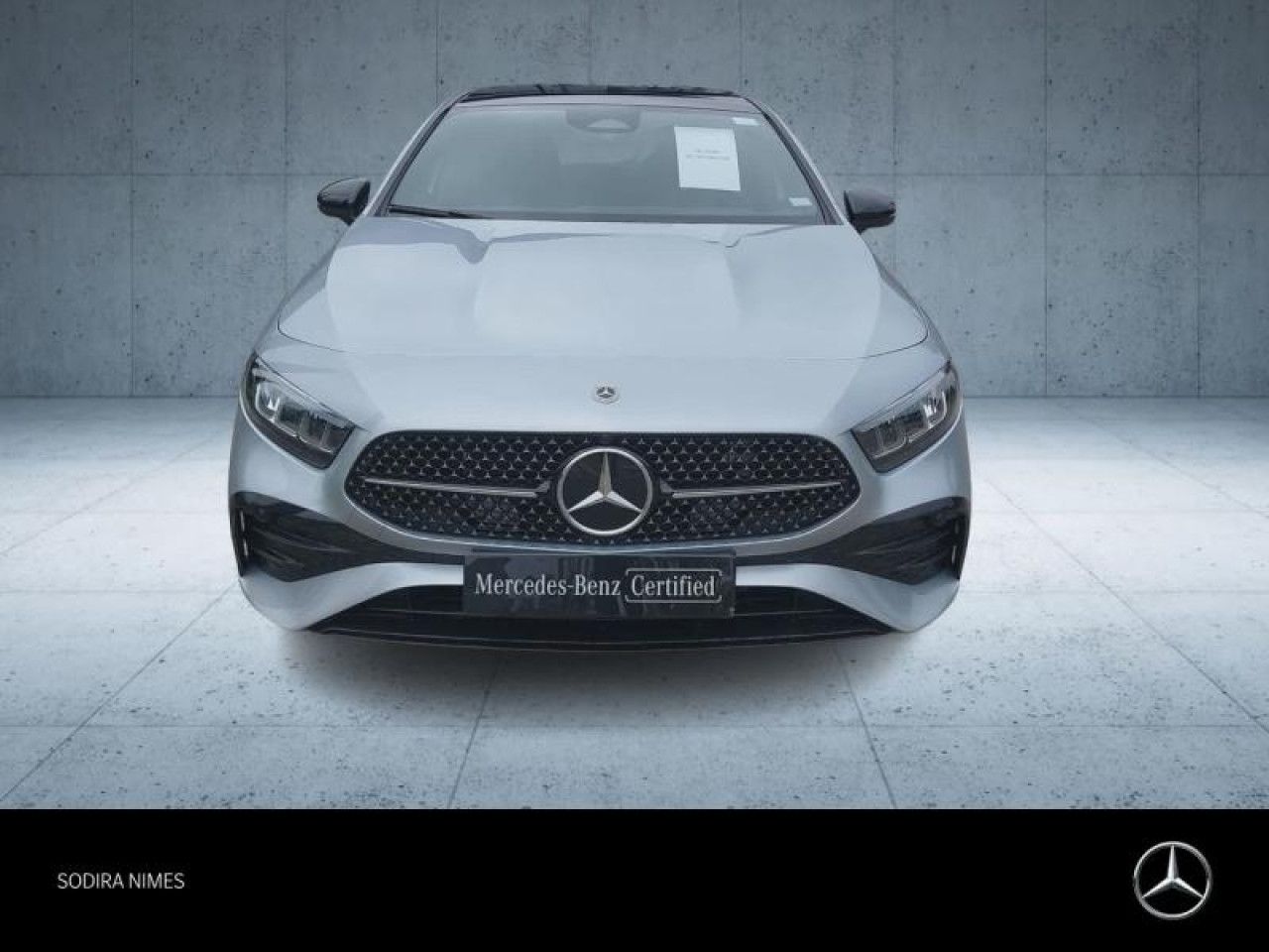 Photo du v&eacute;hicule 3 / 18