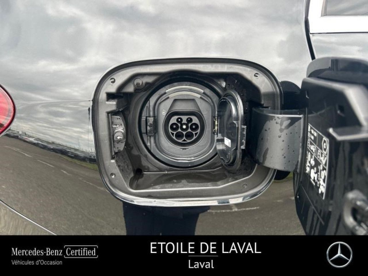 Photo du v&eacute;hicule 17 / 18