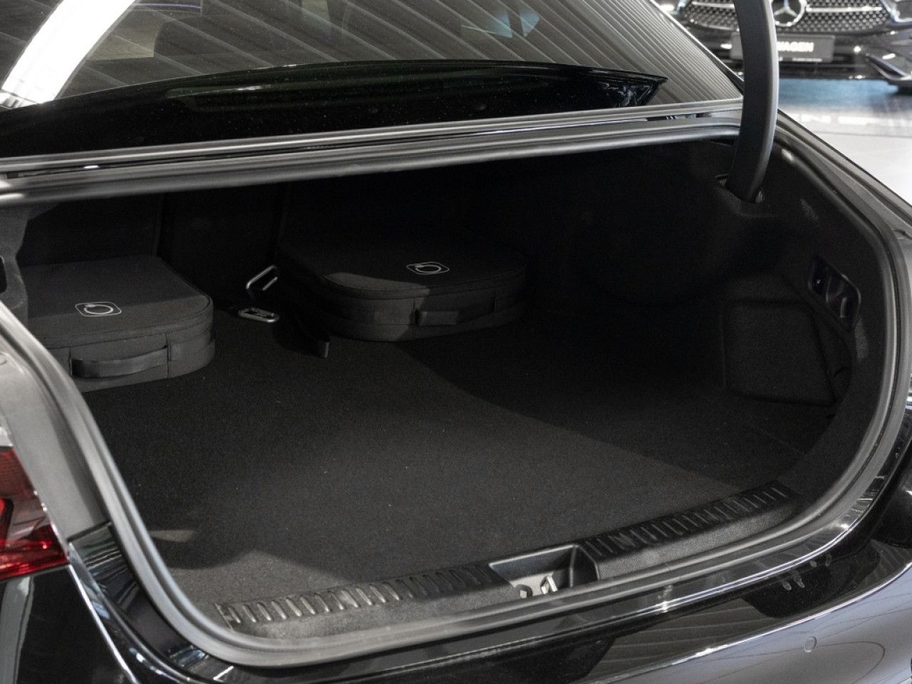 Mercedes-Benz E-Klasse – Bild 17