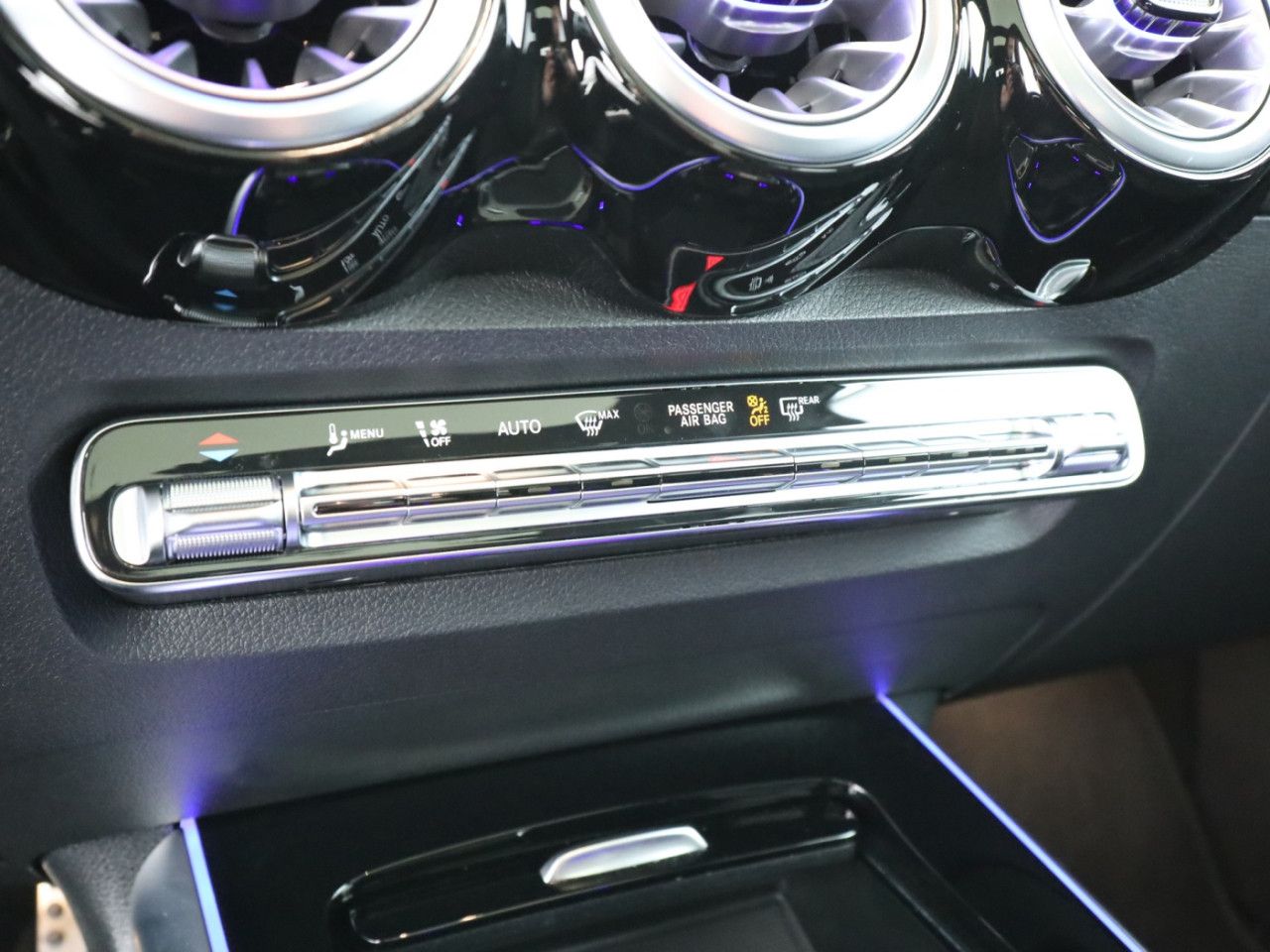 Mercedes-Benz EQB – Bild 14