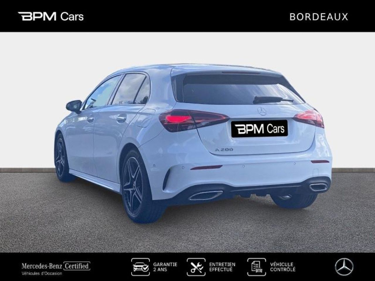 Photo du v&eacute;hicule 9 / 18