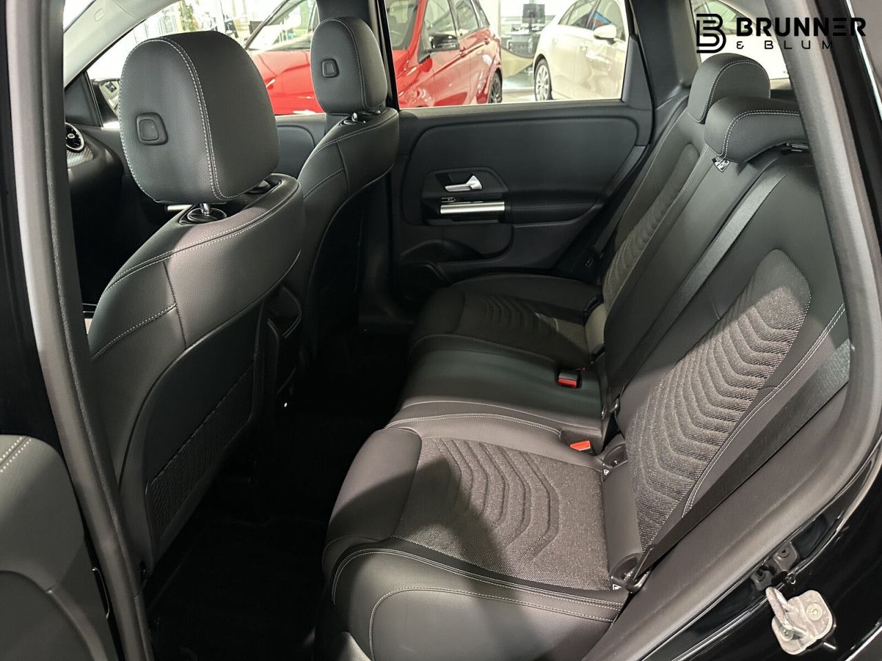 Fahrzeugbild 24 / 27