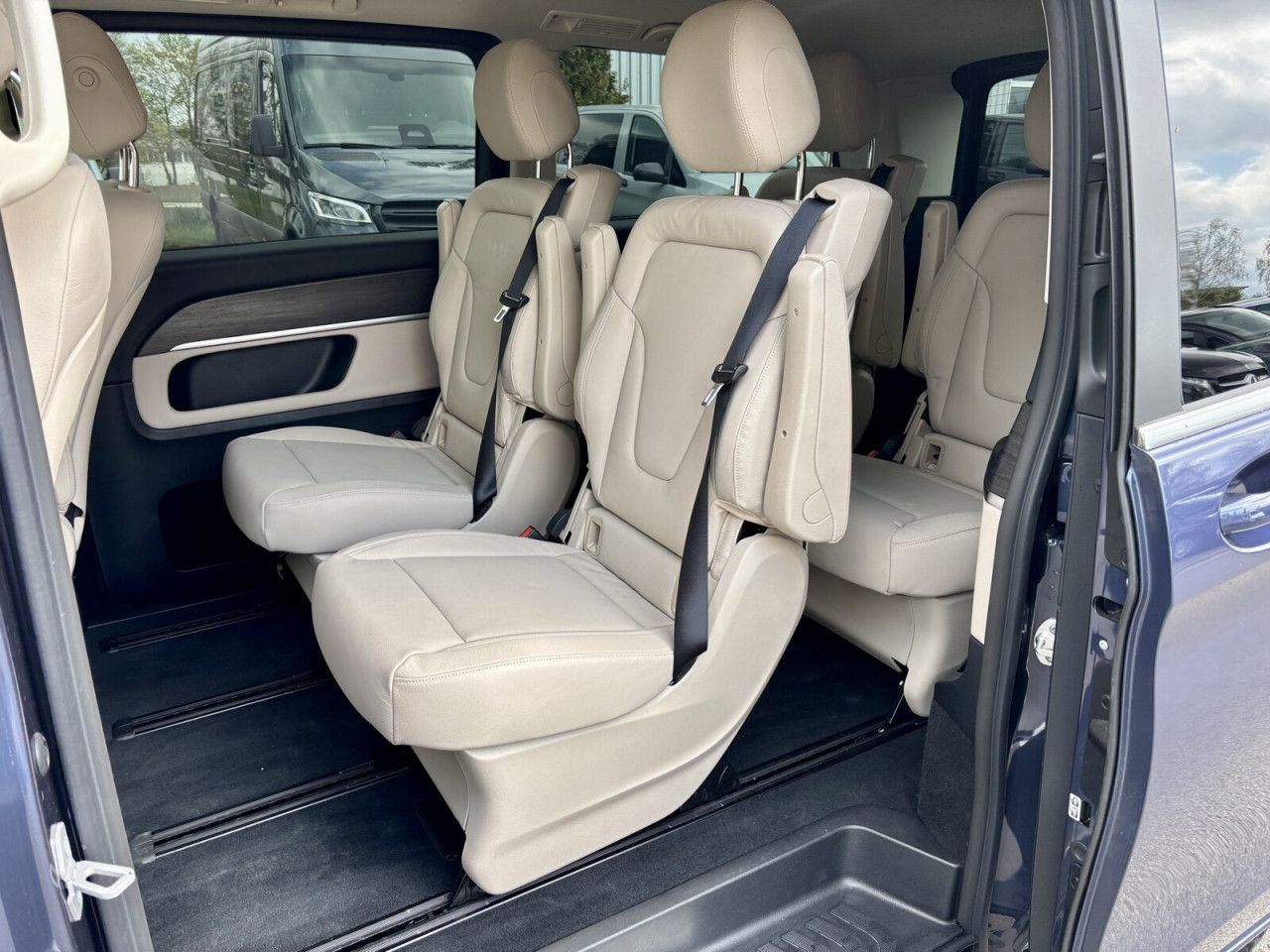 Mercedes-Benz EQV – Bild 17