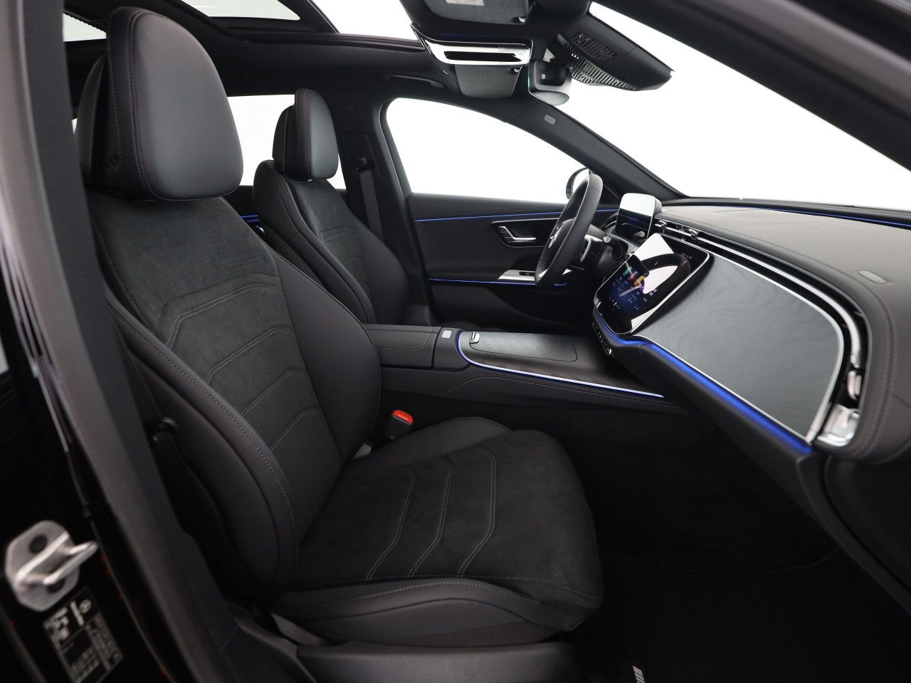 Mercedes-Benz E-Klasse – Bild 9