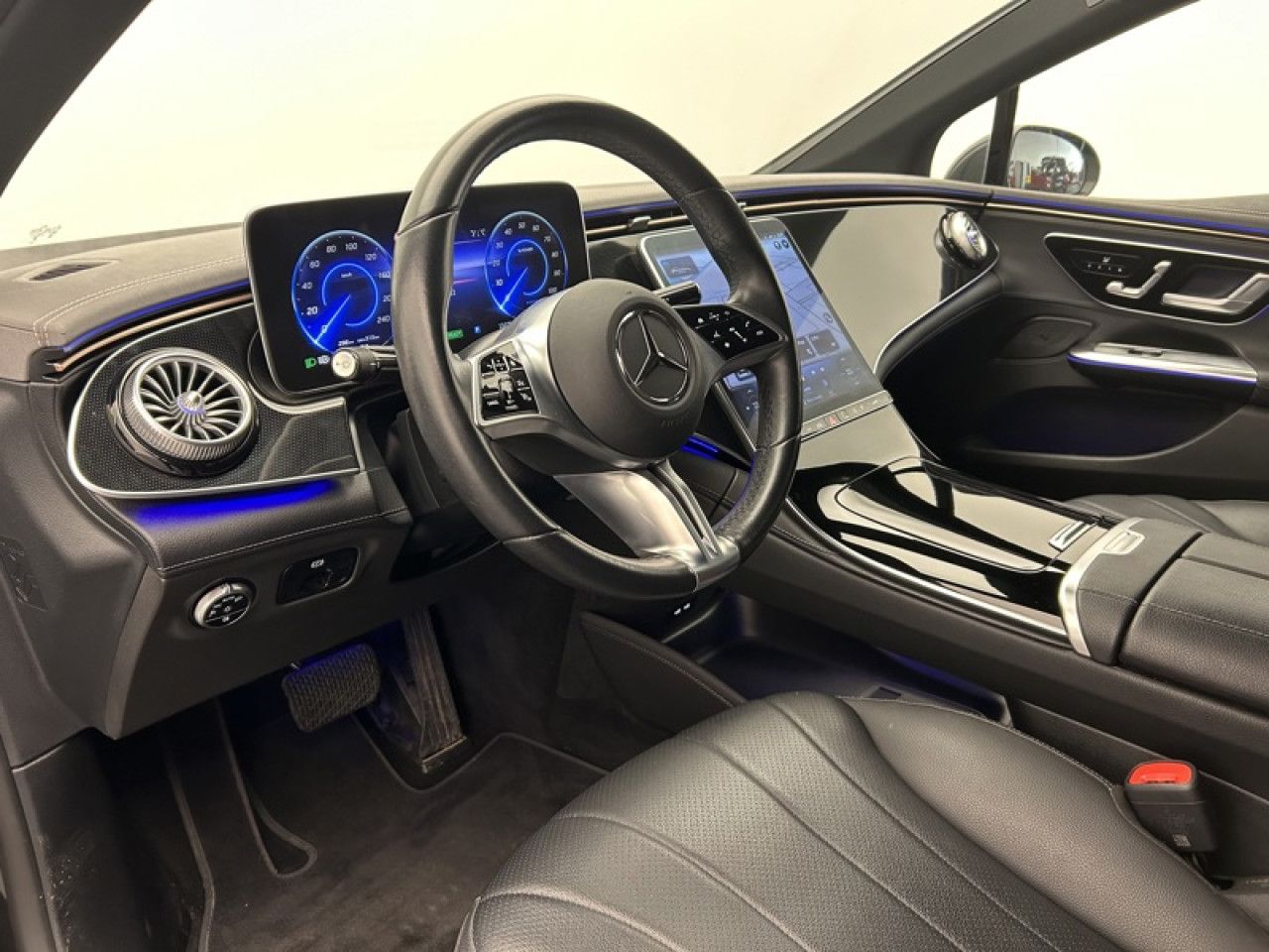 Photo du v&eacute;hicule 6 / 18