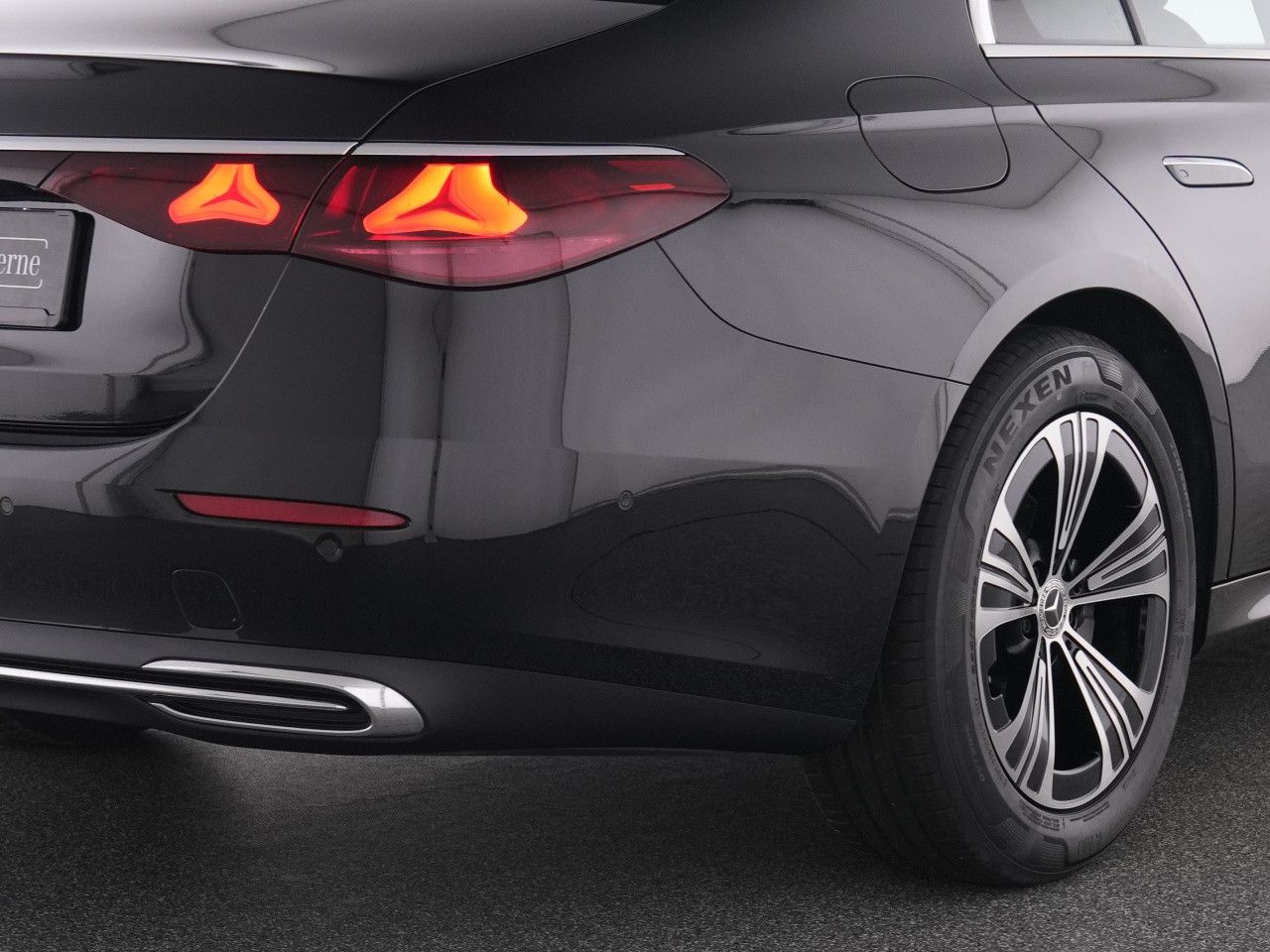 Mercedes-Benz E-Klasse – Bild 9