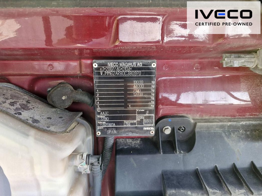 IVECO | AT440S40T/P ADR