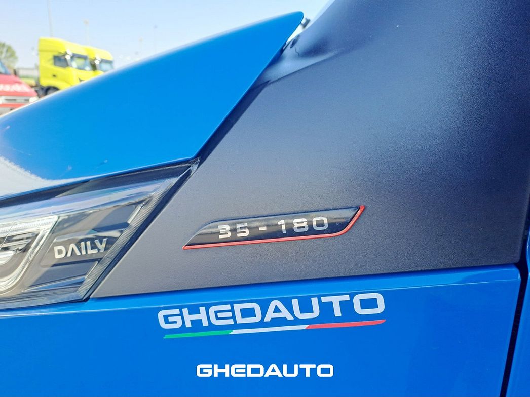 IVECO | DAILY 35C18 3.0 RIBALTABILE CON GRU E RADIOCOMANDO