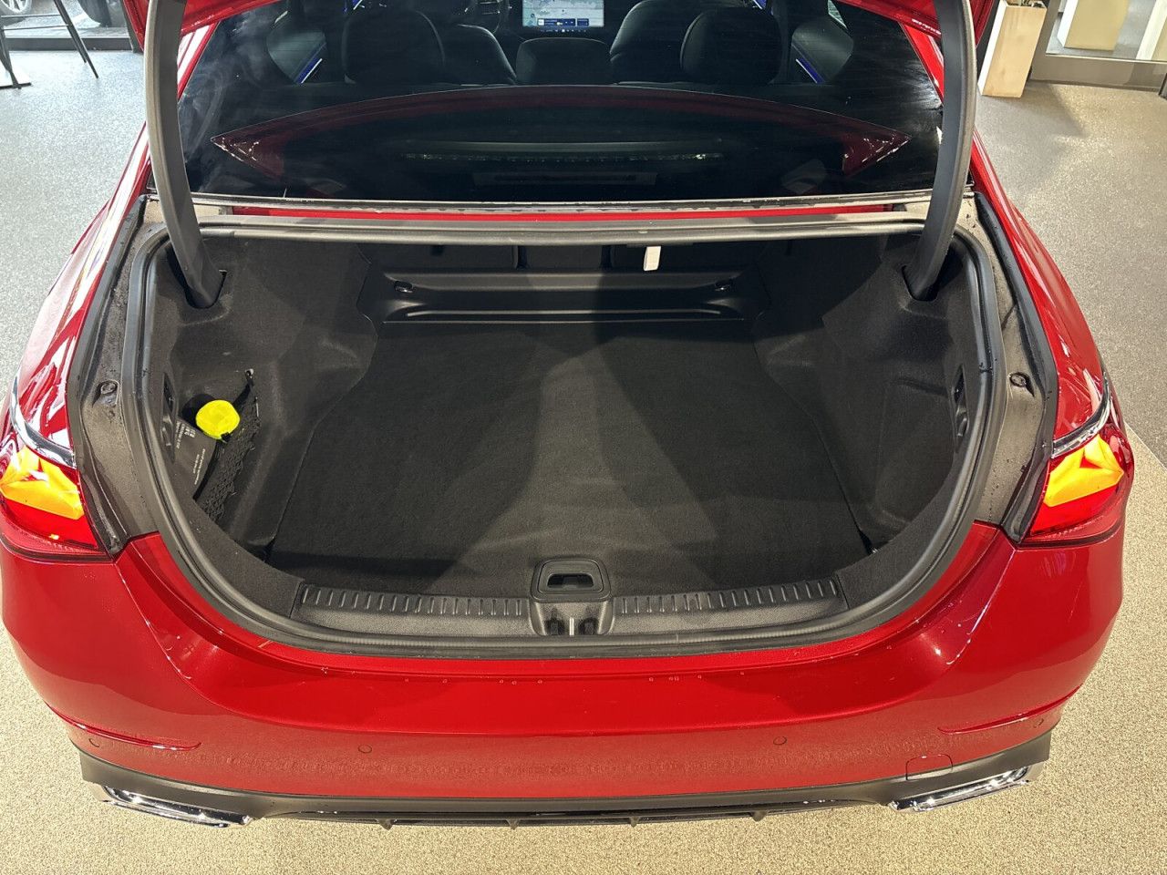 Mercedes-Benz E-Klasse – Bild 15