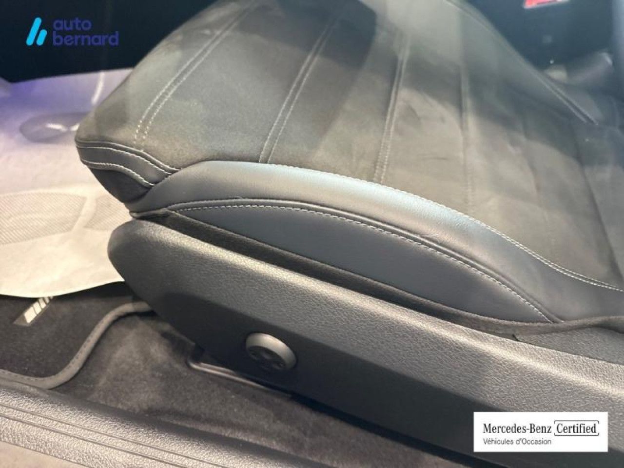 Photo du v&eacute;hicule 15 / 16