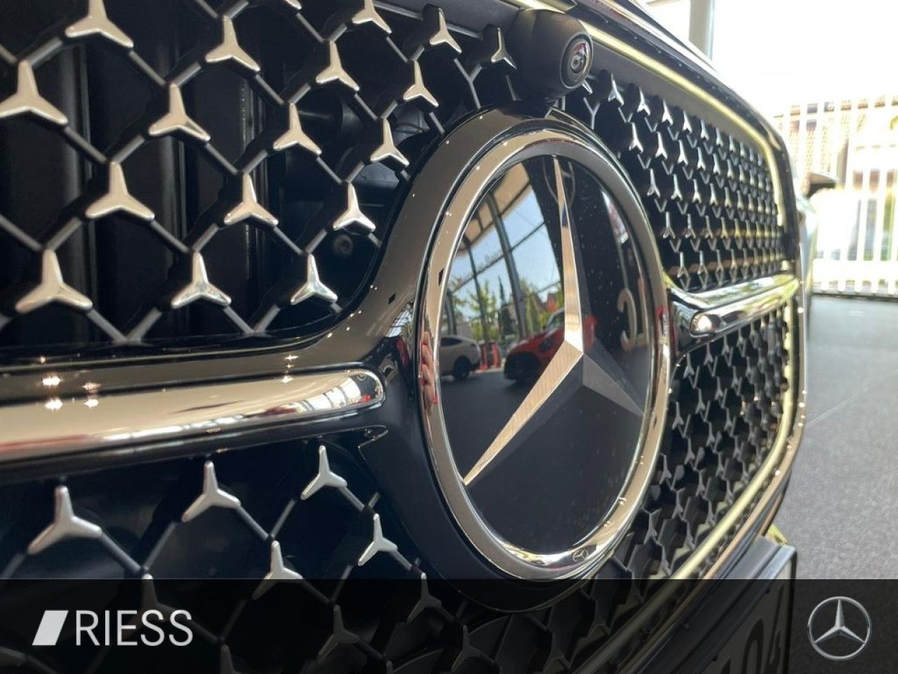 Mercedes-Benz E-Klasse – Bild 21