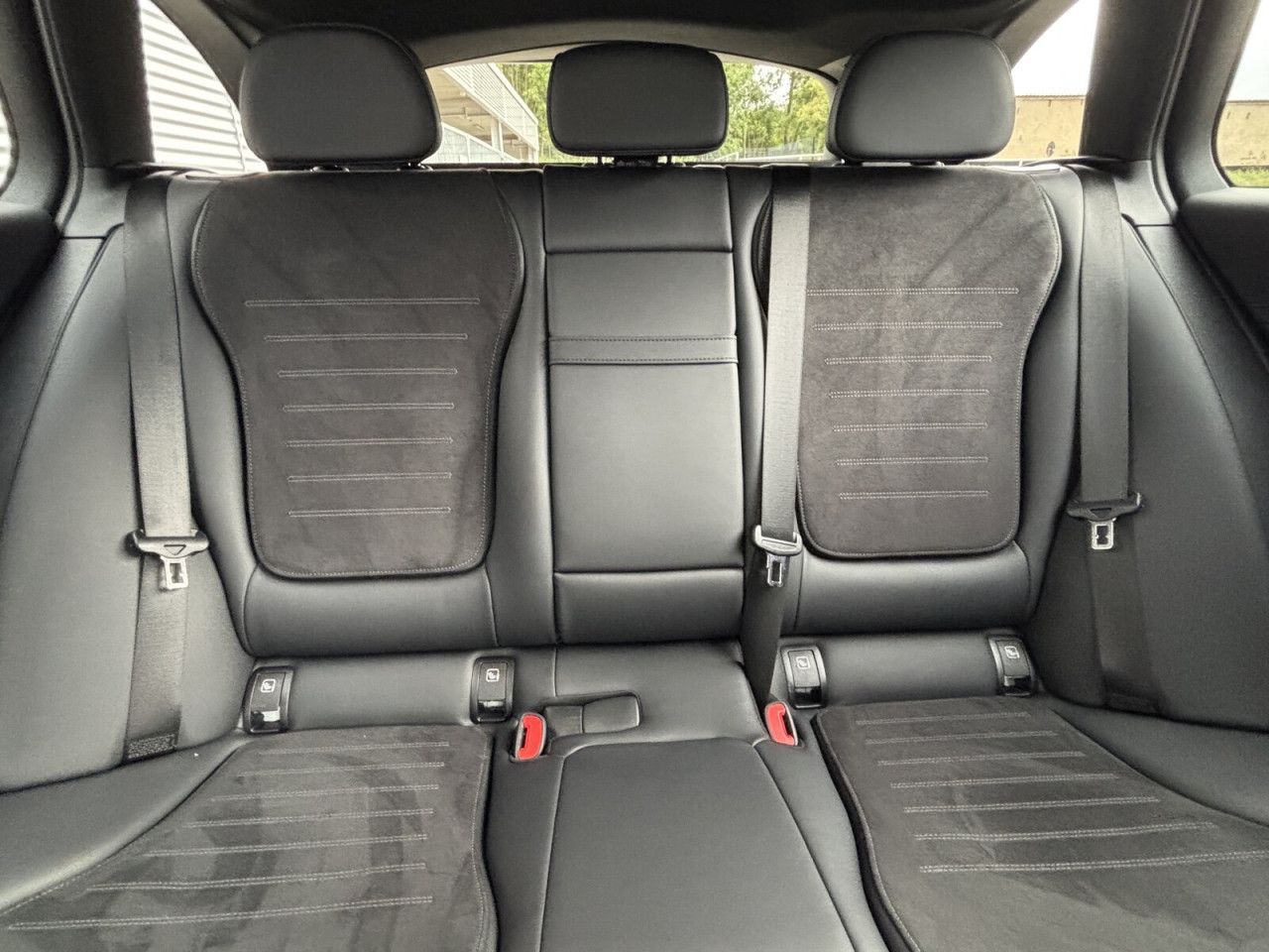 Mercedes-Benz C-Klasse – Bild 15