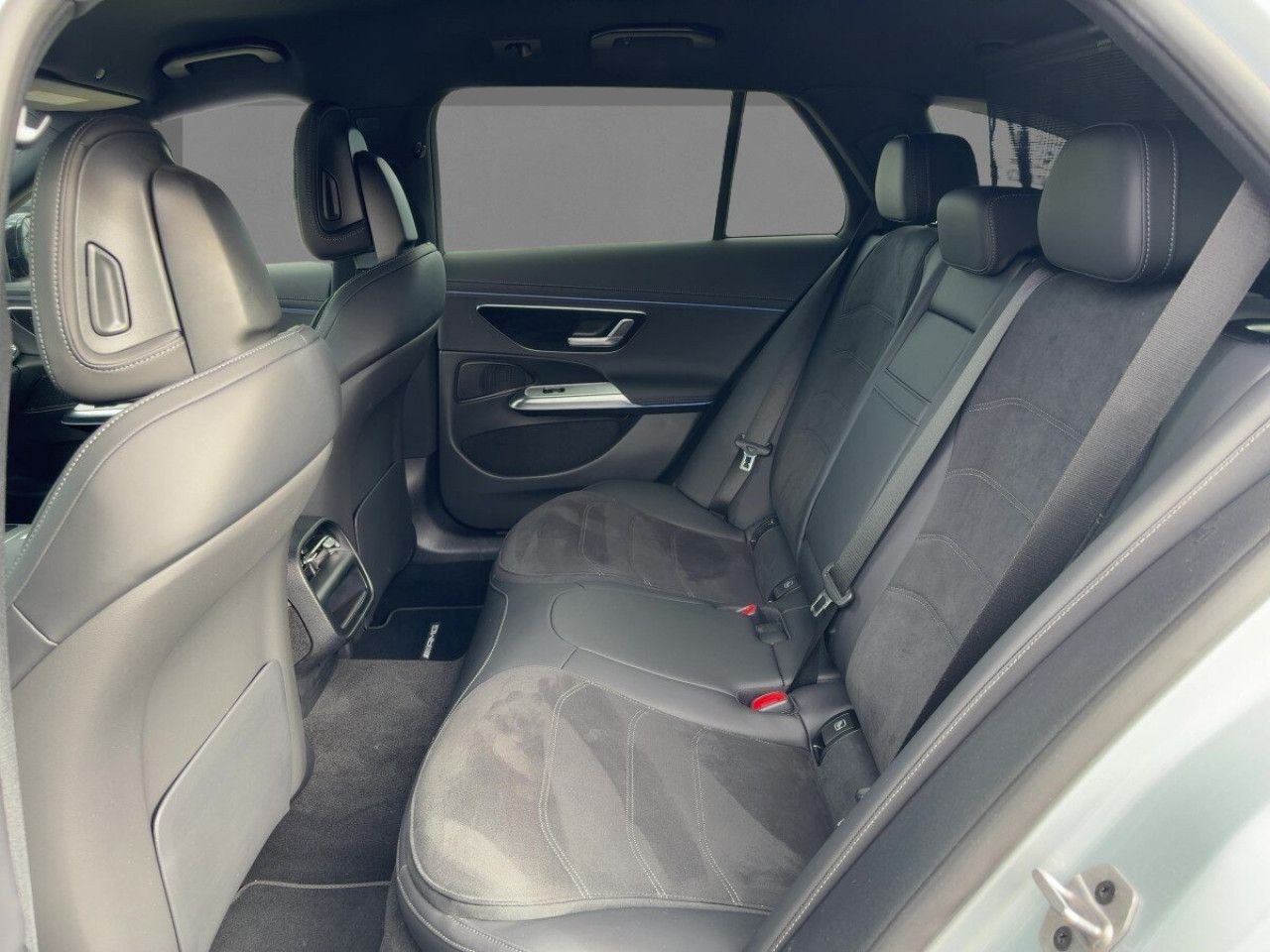Mercedes-Benz E-Klasse – Bild 7