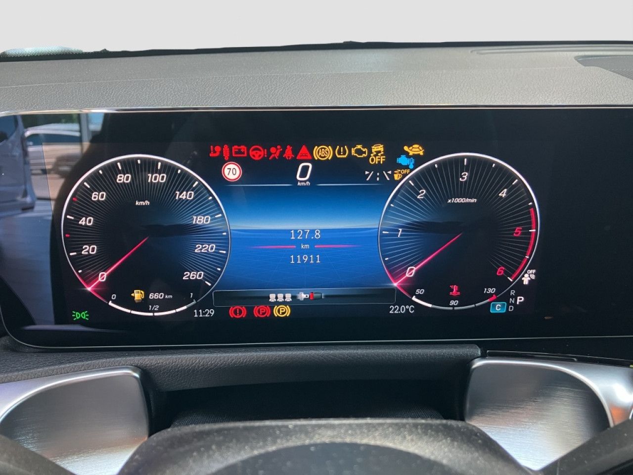 Mercedes-Benz GLB – Bild 8