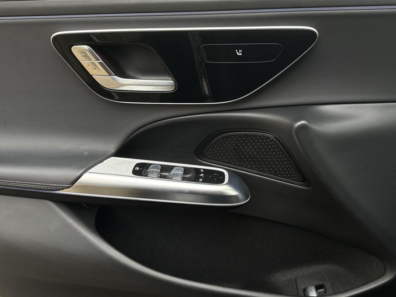 Zdjęcie pojazdu 19 / 22