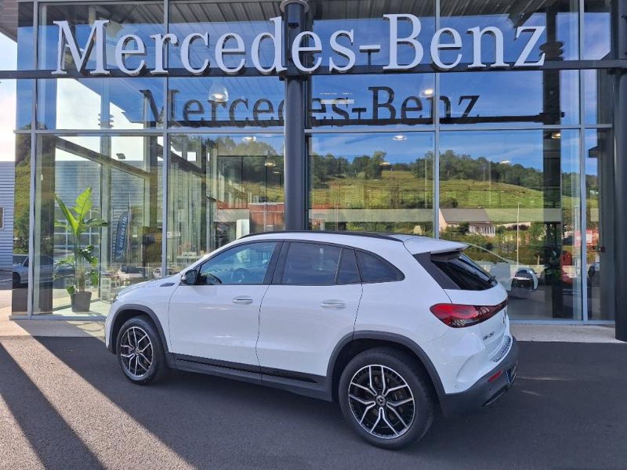 Photo du v&eacute;hicule 8 / 18