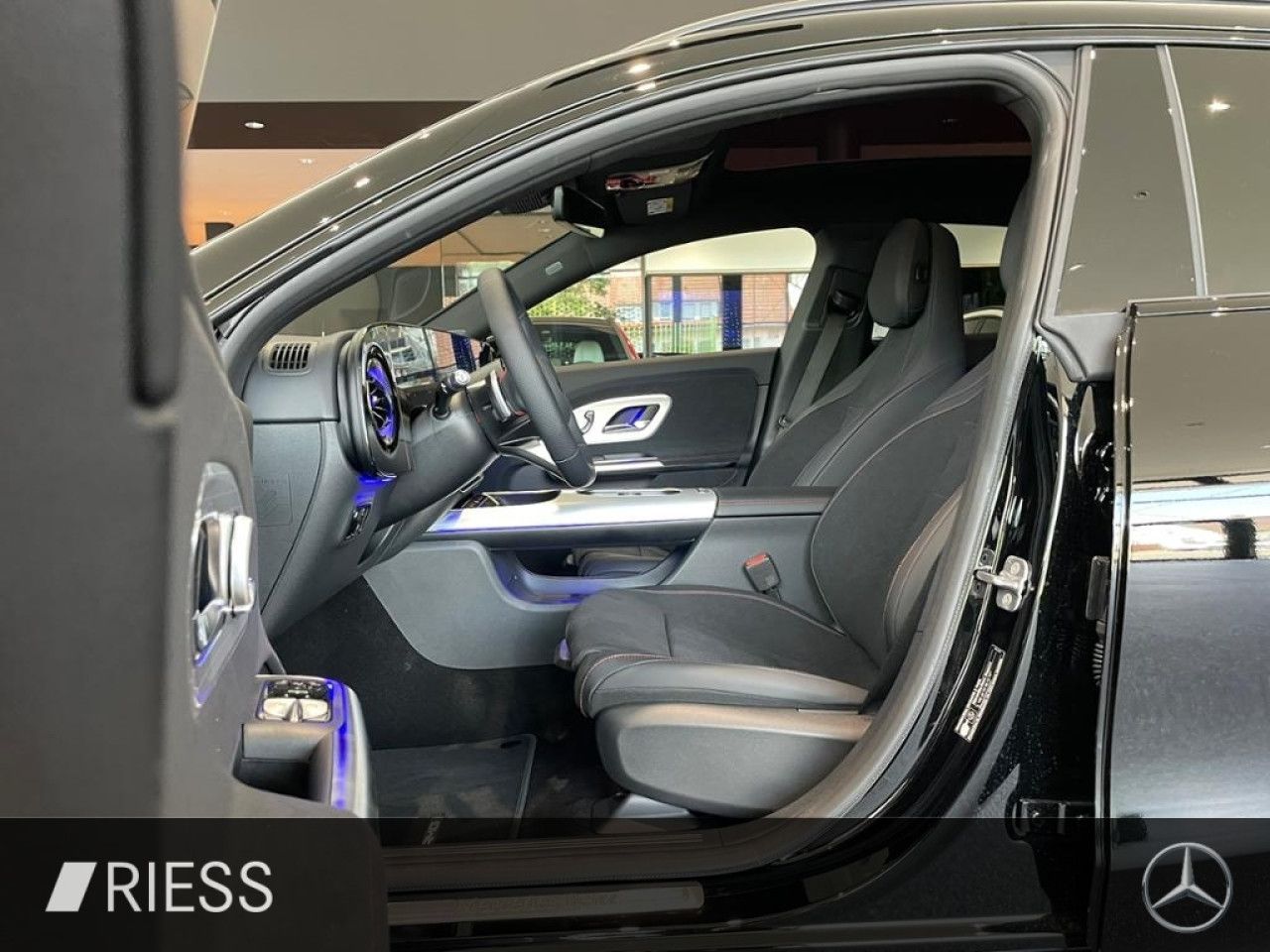 Mercedes-Benz CLA – Bild 2