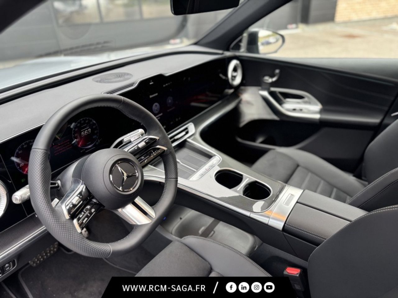 Photo du v&eacute;hicule 8 / 18